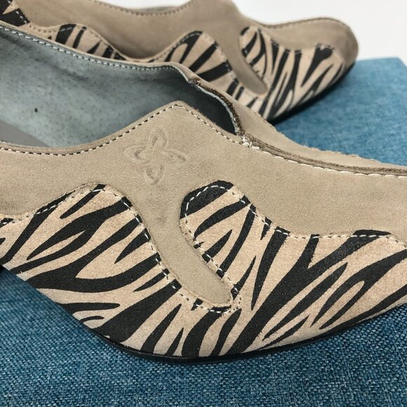 Maciejka Beige Zebra Print Block Heel Round Toe Shoes size 6 (EU 36) - Picture 8 of 16